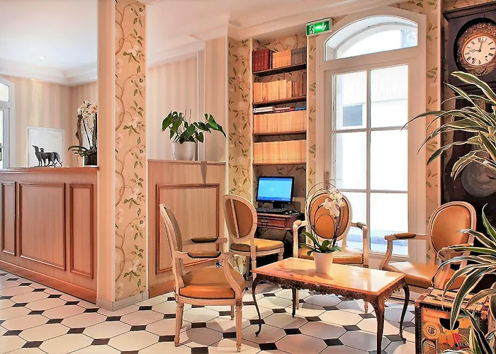 Hotel Romance Malesherbes By Patrick Hayat Parijs